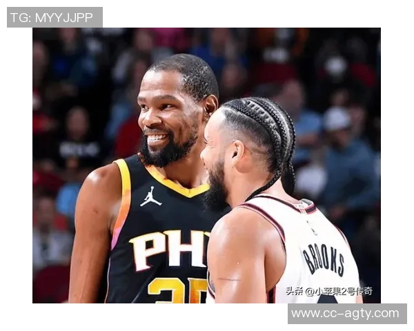 火箭官方晒亚当斯与杜兰特亲密合照威少点赞引发重回传闻 火箭官方晒亚当斯与杜兰特亲密合照威少点赞引发重回传闻